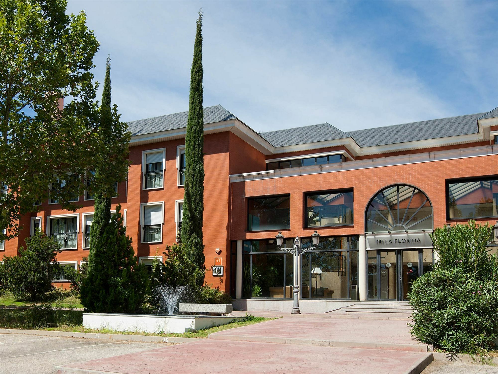 Apartamentos Th La Florida Madrid Exterior photo