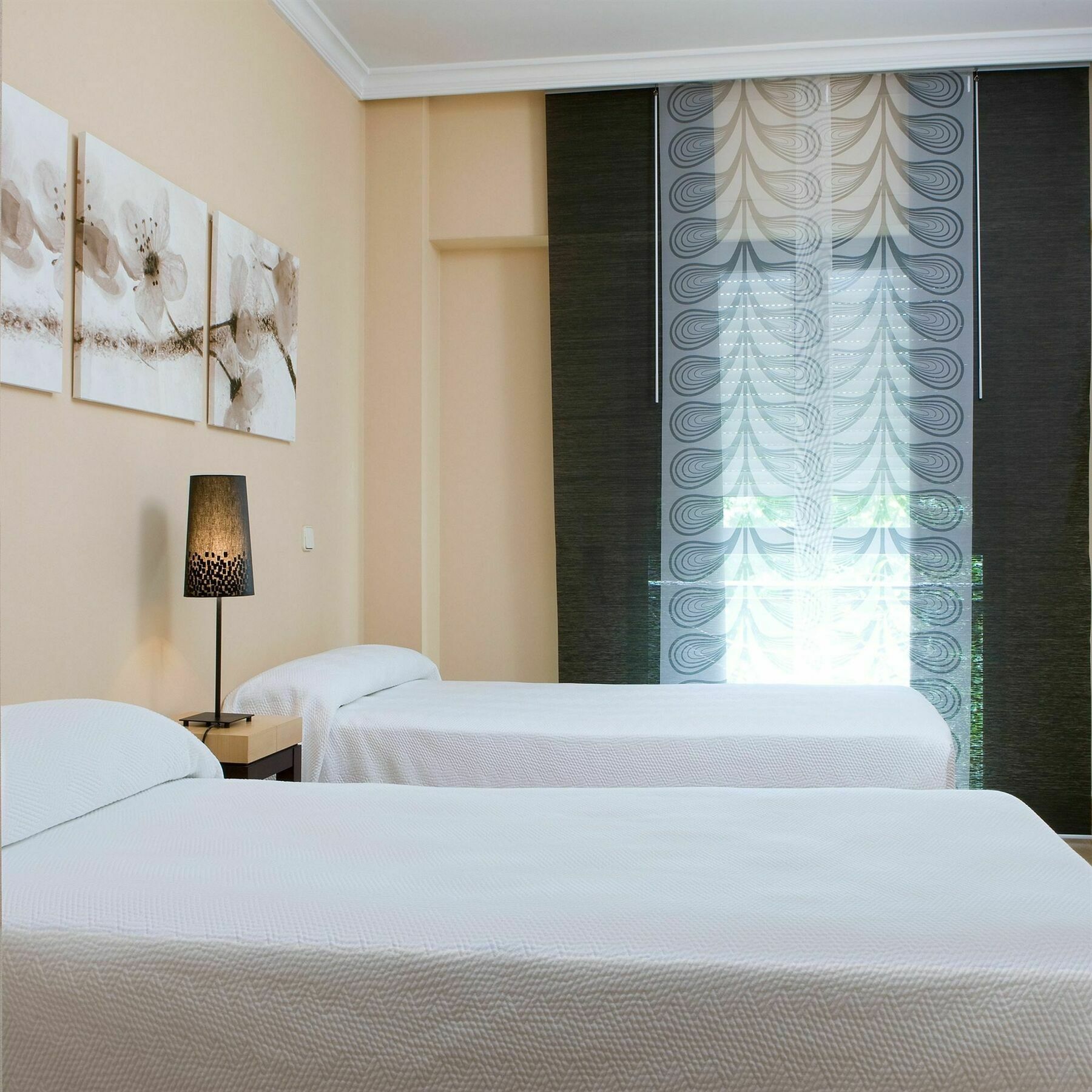 Apartamentos Th La Florida Madrid Exterior photo